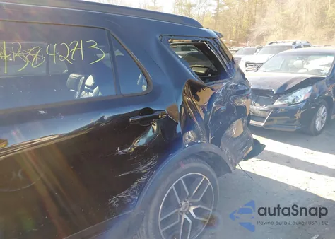 2016 Ford Explorer Sport z USA, uszkodzony, nr VIN 1FM5K8GT7GGB82811